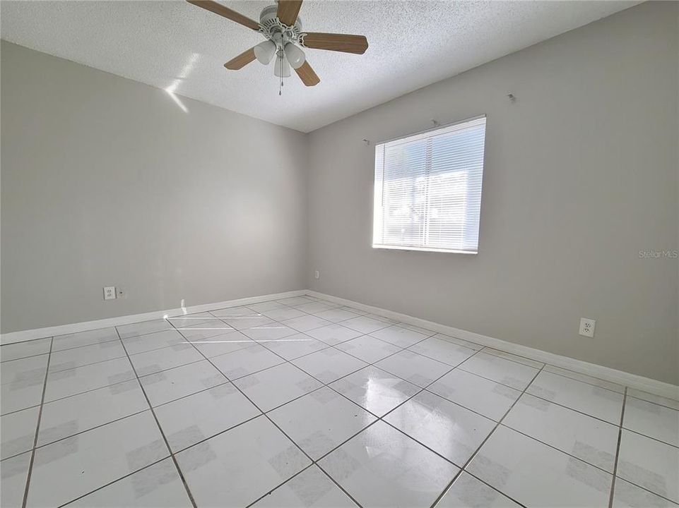 For Rent: $2,295 (3 beds, 2 baths, 1588 Square Feet)