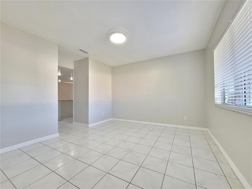 For Rent: $2,295 (3 beds, 2 baths, 1588 Square Feet)