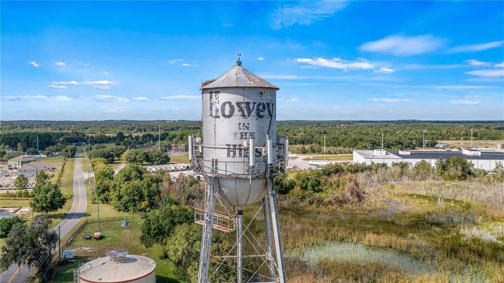 Howey Water Tower