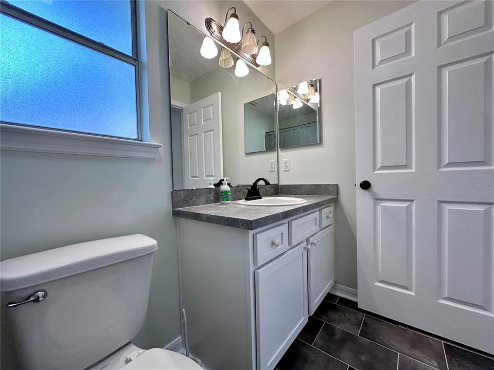 For Sale: $239,500 (3 beds, 2 baths, 1215 Square Feet)