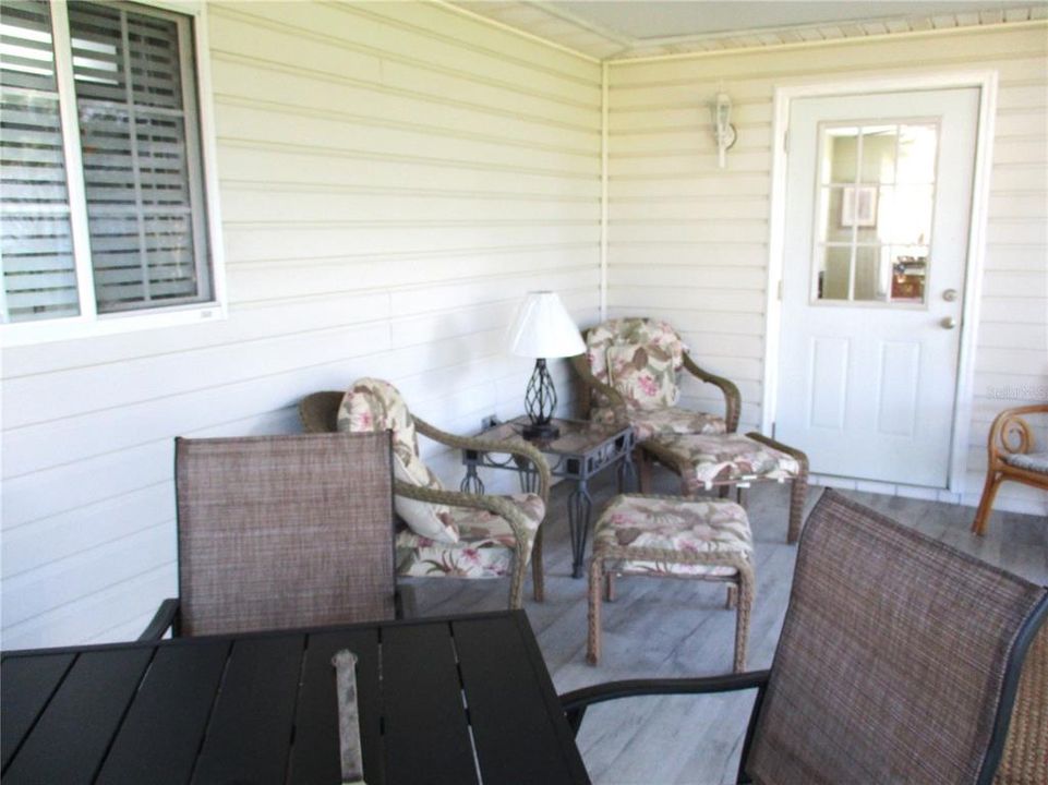 For Sale: $259,500 (2 beds, 2 baths, 1684 Square Feet)