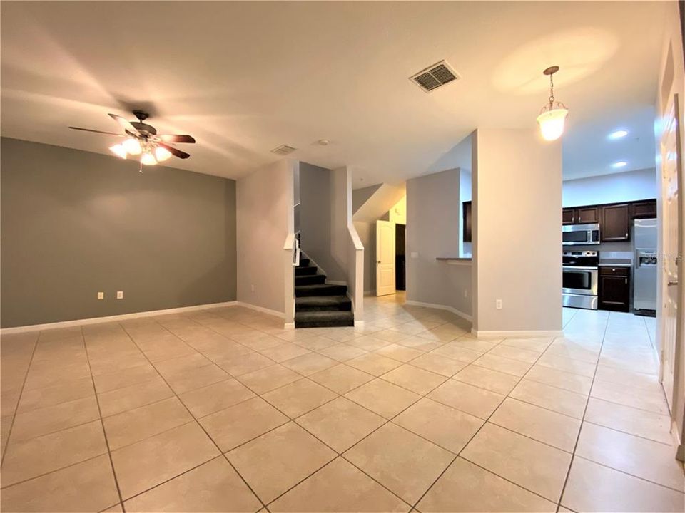 For Rent: $2,199 (3 beds, 2 baths, 1544 Square Feet)