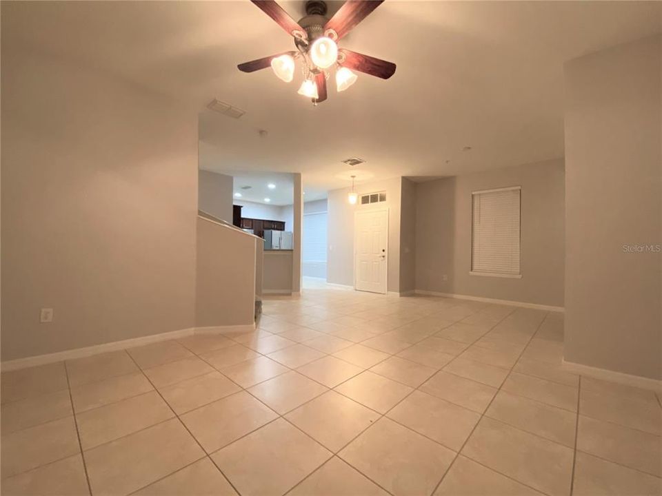 For Rent: $2,199 (3 beds, 2 baths, 1544 Square Feet)