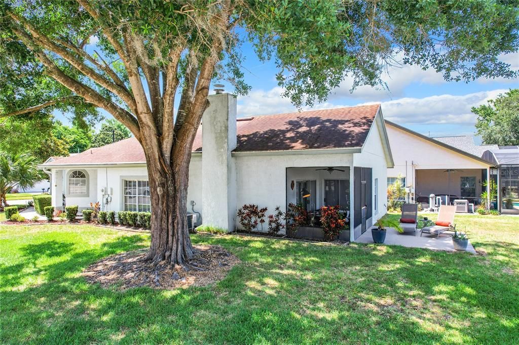 For Sale: $435,000 (3 beds, 2 baths, 1619 Square Feet)