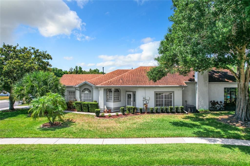 For Sale: $435,000 (3 beds, 2 baths, 1619 Square Feet)