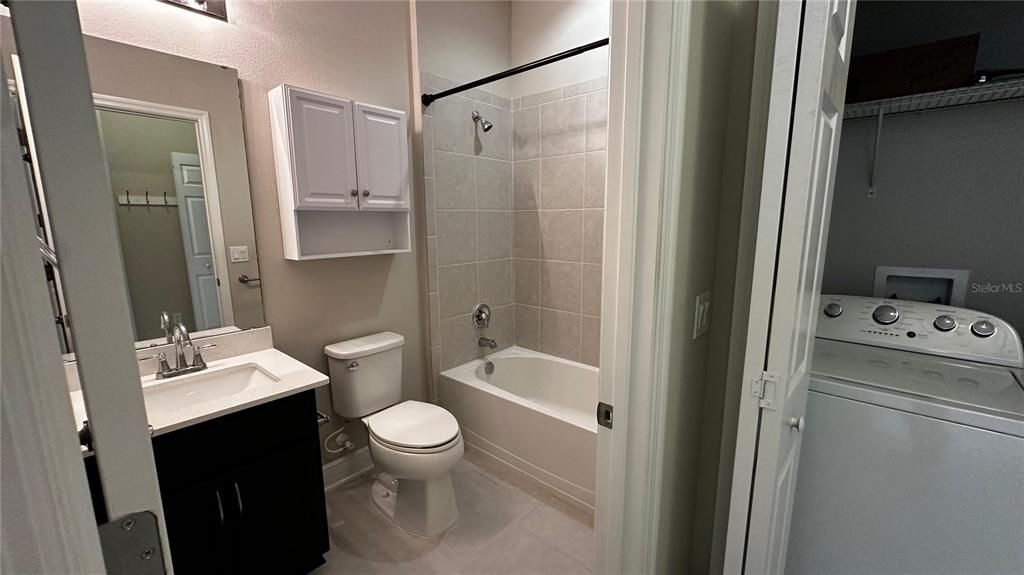 For Rent: $1,995 (2 beds, 2 baths, 1426 Square Feet)