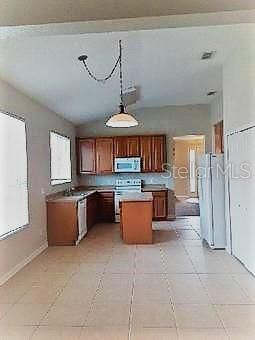 For Rent: $2,400 (4 beds, 3 baths, 2202 Square Feet)