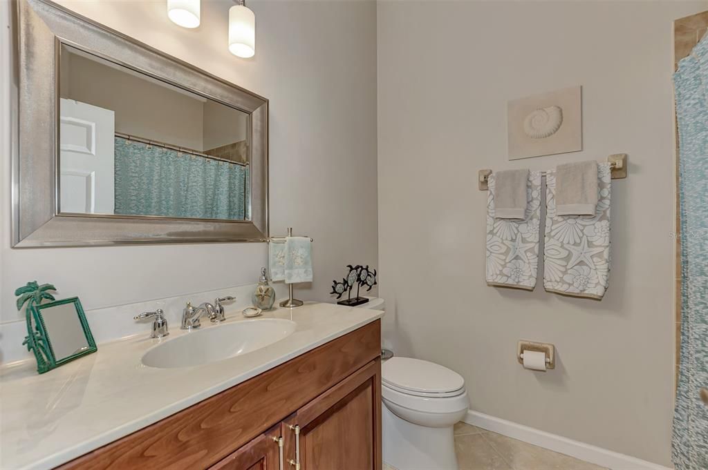 For Sale: $449,900 (3 beds, 2 baths, 1821 Square Feet)