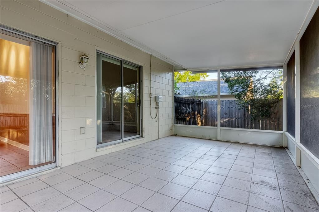 For Sale: $349,000 (3 beds, 2 baths, 1800 Square Feet)