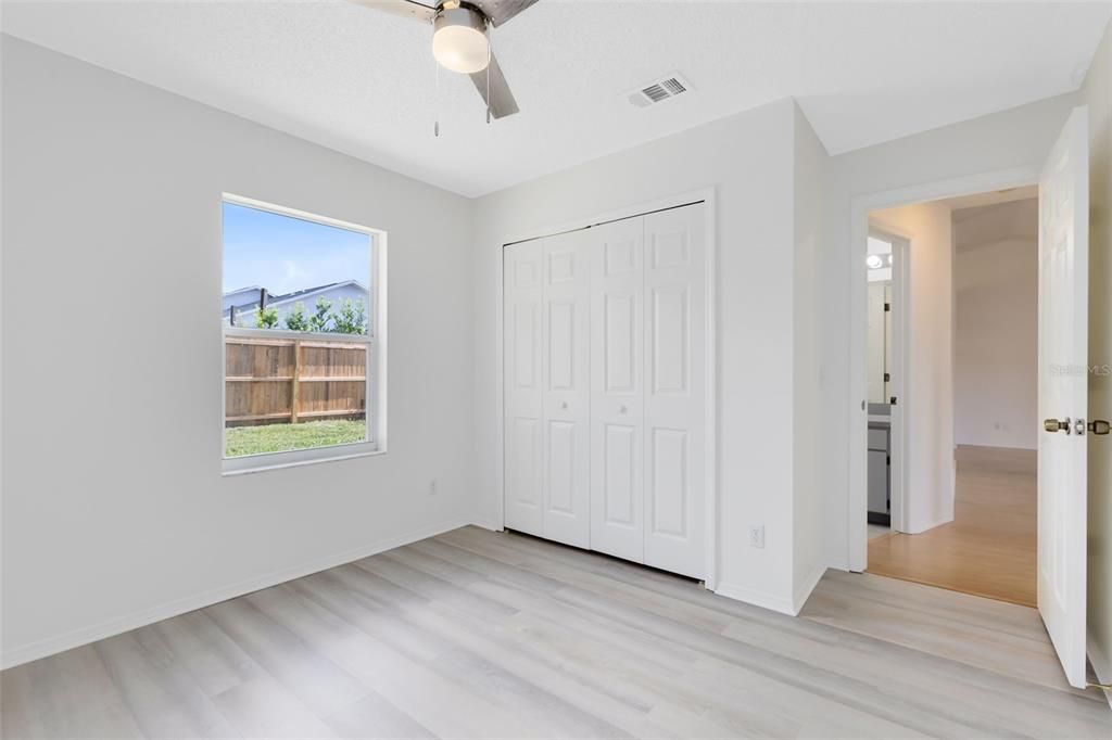 For Sale: $349,900 (3 beds, 2 baths, 1126 Square Feet)