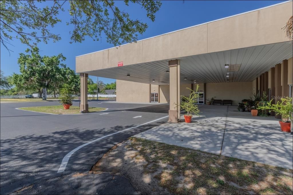 Canopy to back parking lot