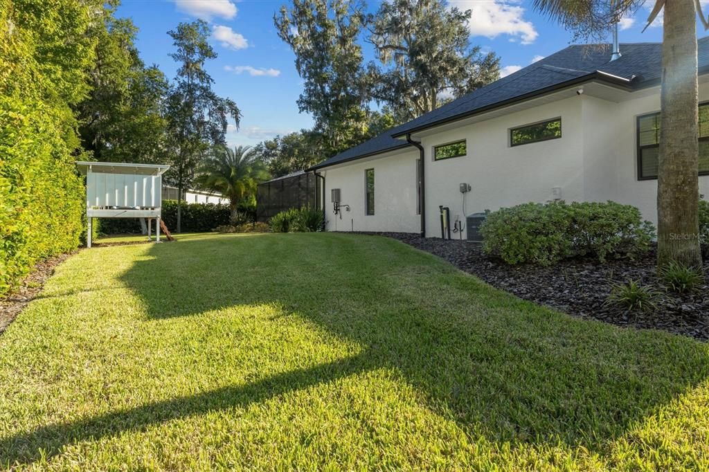 For Sale: $1,350,000 (4 beds, 3 baths, 3721 Square Feet)