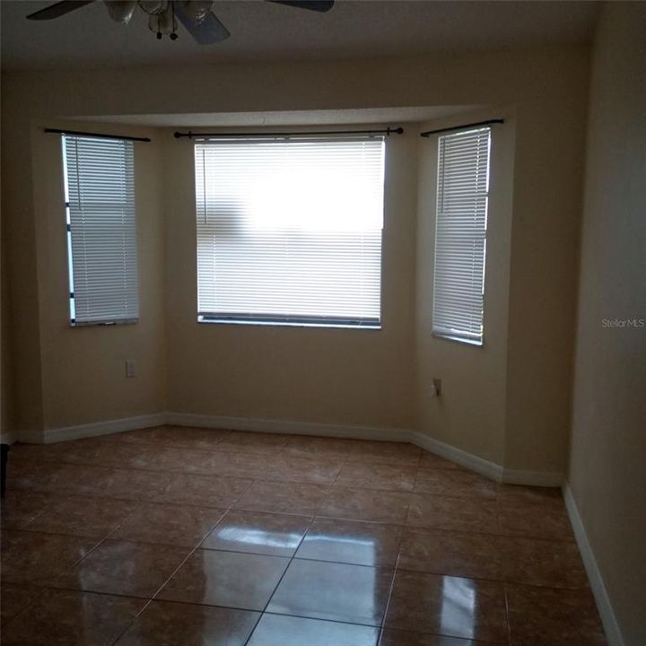 For Rent: $2,000 (3 beds, 2 baths, 1890 Square Feet)