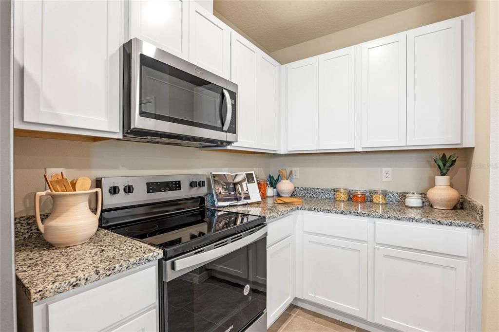 For Sale: $360,990 (3 beds, 2 baths, 1551 Square Feet)