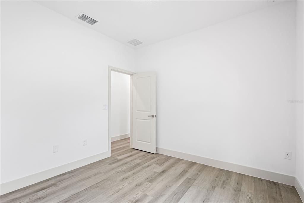 Active With Contract: $284,000 (4 beds, 2 baths, 1679 Square Feet)