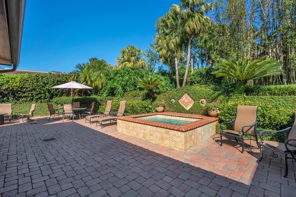 For Sale: $3,575,000 (4 beds, 4 baths, 4600 Square Feet)