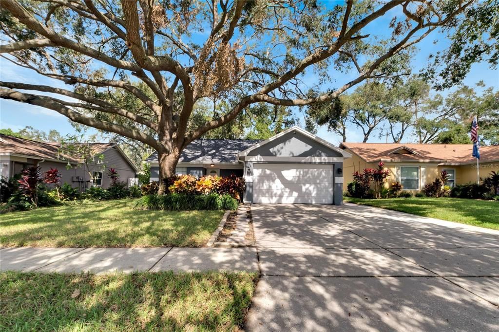 For Sale: $335,000 (3 beds, 2 baths, 1376 Square Feet)