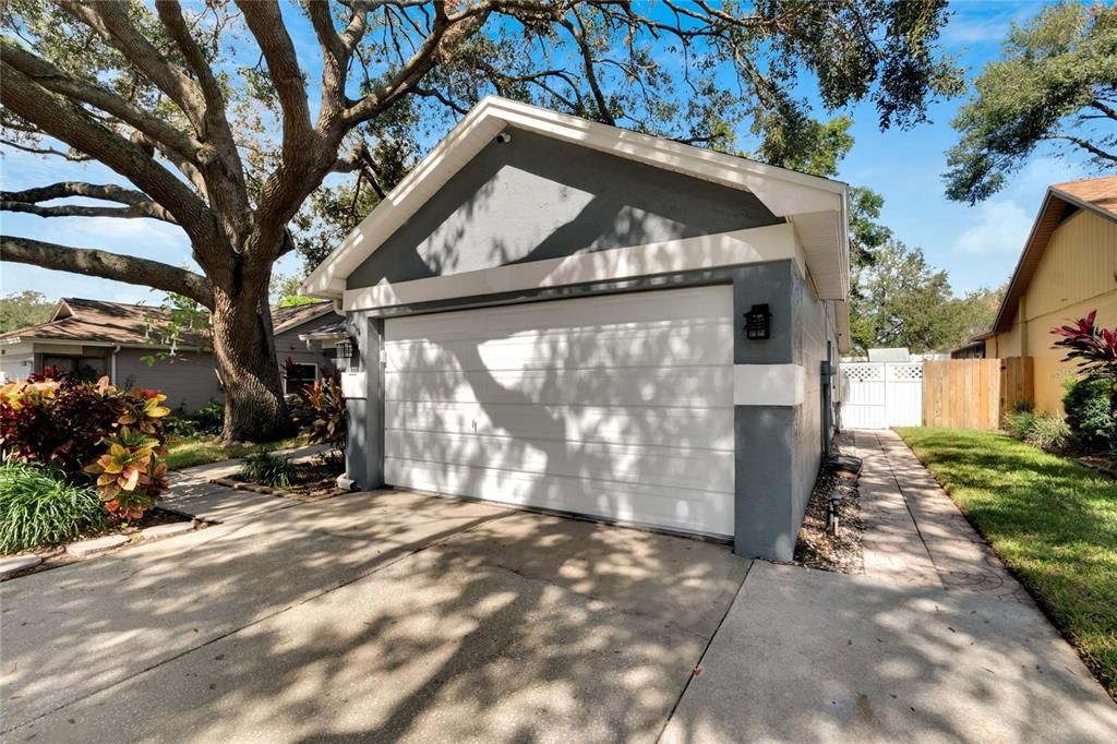 For Sale: $335,000 (3 beds, 2 baths, 1376 Square Feet)