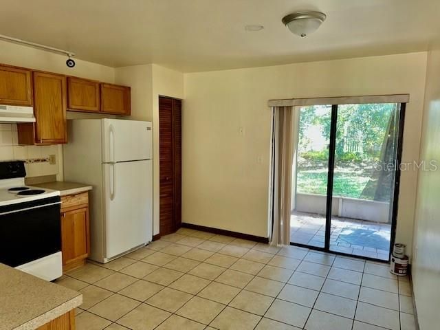 For Rent: $1,200 (2 beds, 2 baths, 949.5 Square Feet)