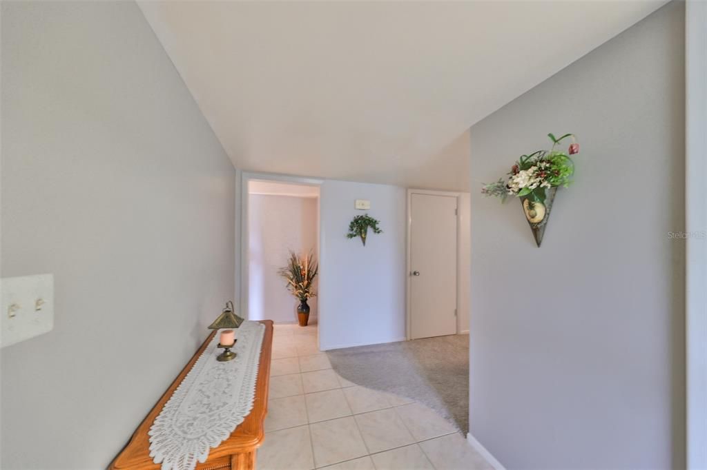 For Sale: $255,000 (2 beds, 2 baths, 1633 Square Feet)