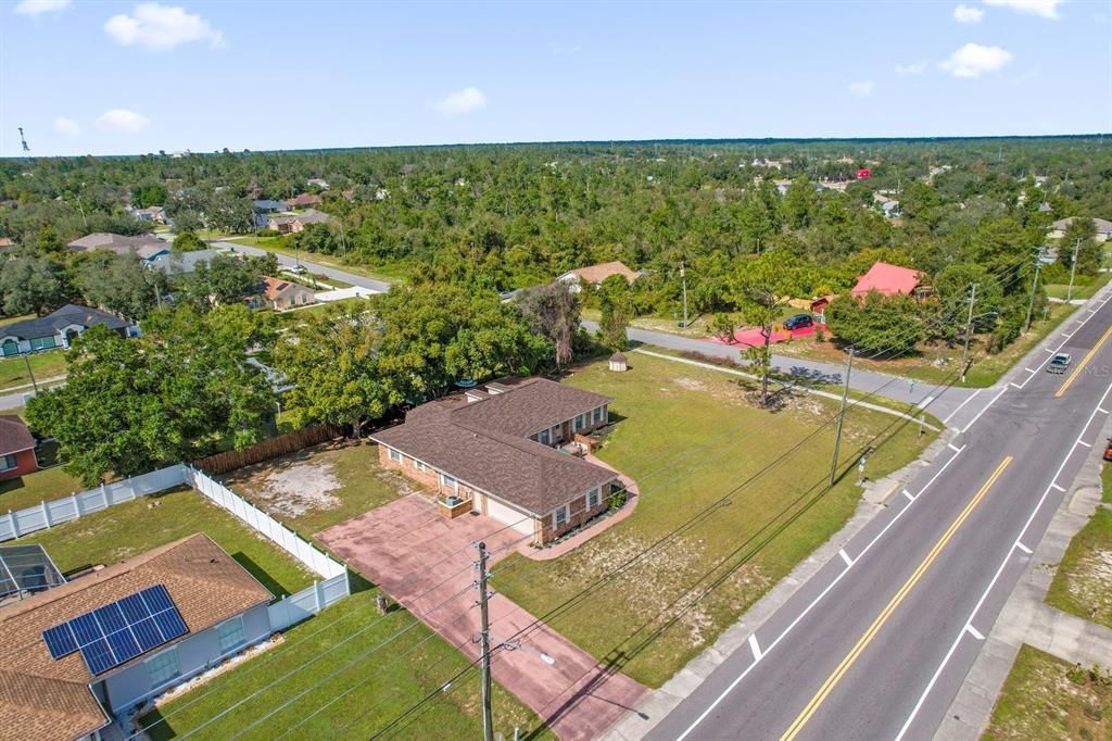 For Sale: $389,000 (3 beds, 2 baths, 2413 Square Feet)