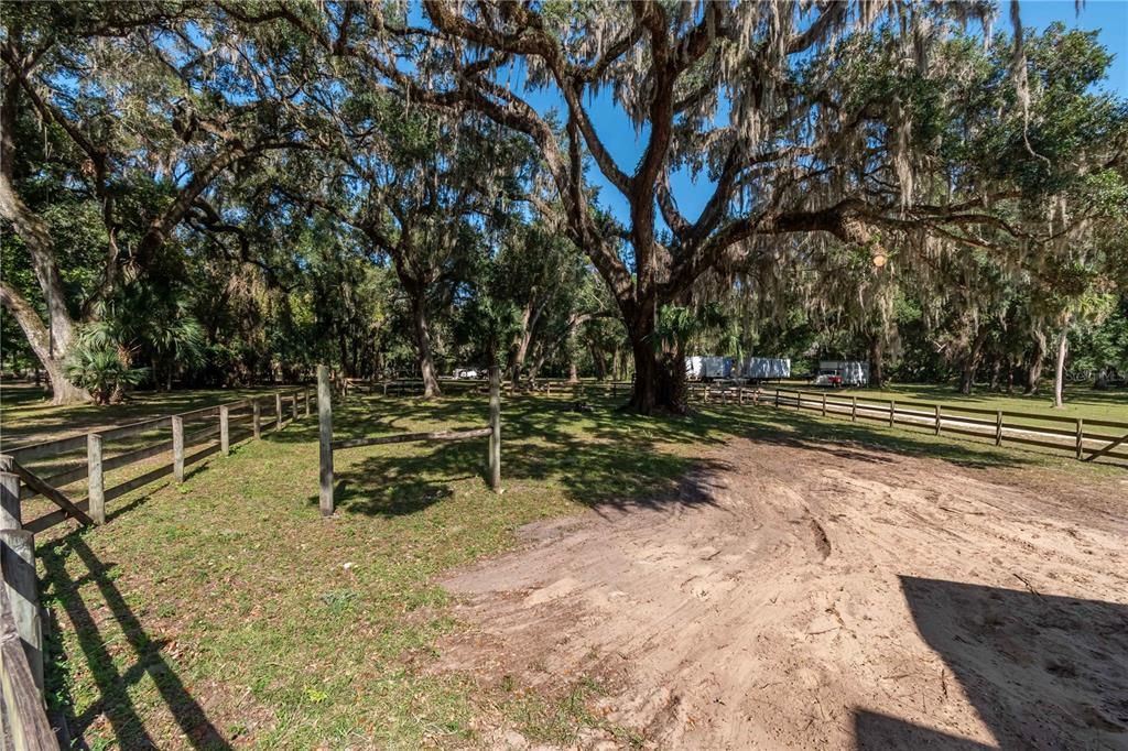 Small Paddock adjacent to stalls