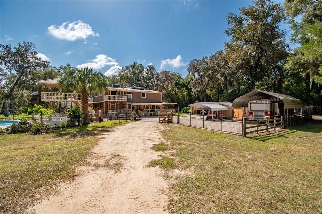 For Sale: $1,300,000 (4 beds, 2 baths, 2000 Square Feet)