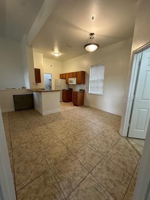 For Rent: $1,800 (2 beds, 2 baths, 1003 Square Feet)