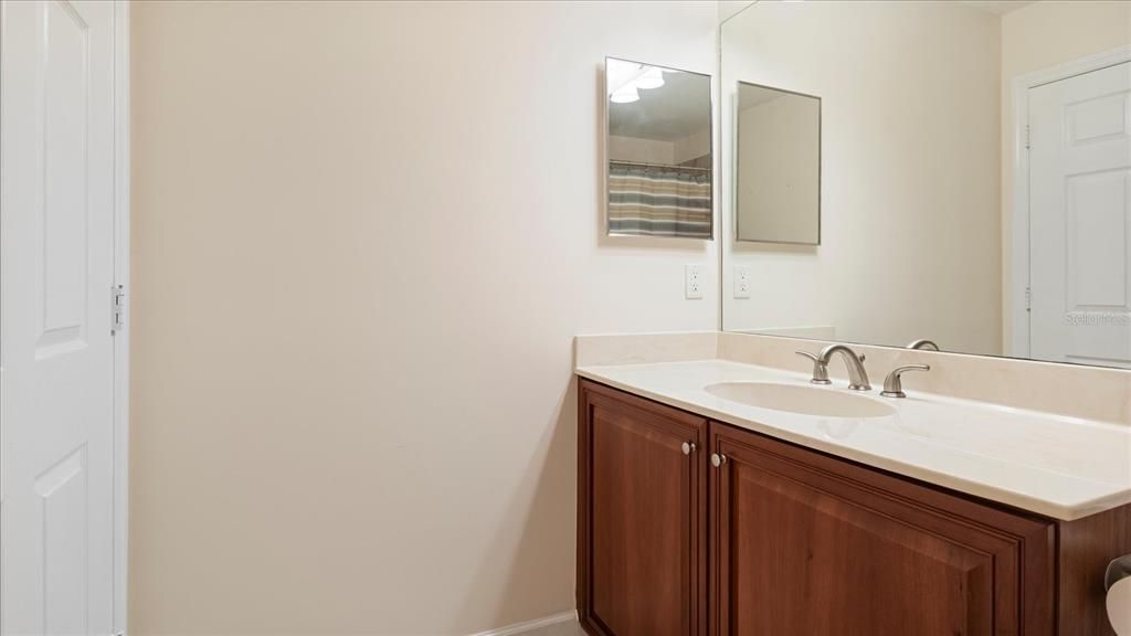 For Sale: $289,900 (2 beds, 2 baths, 1313 Square Feet)