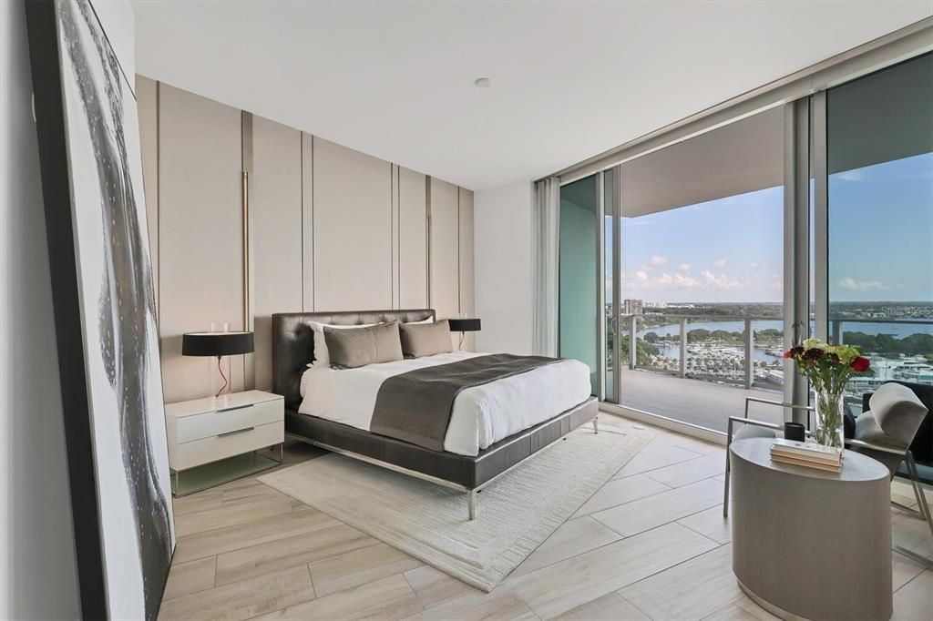 Active With Contract: $2,350,000 (2 beds, 2 baths, 1580 Square Feet)