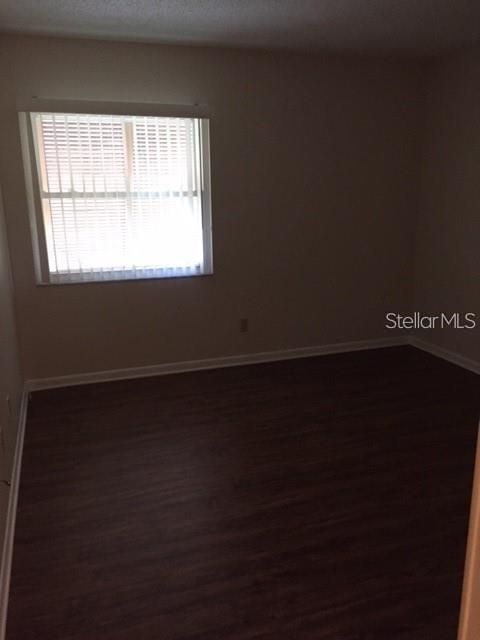 For Rent: $1,400 (2 beds, 2 baths, 897 Square Feet)