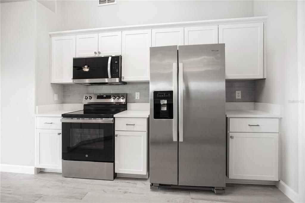 Kitchen and Quartz countertops