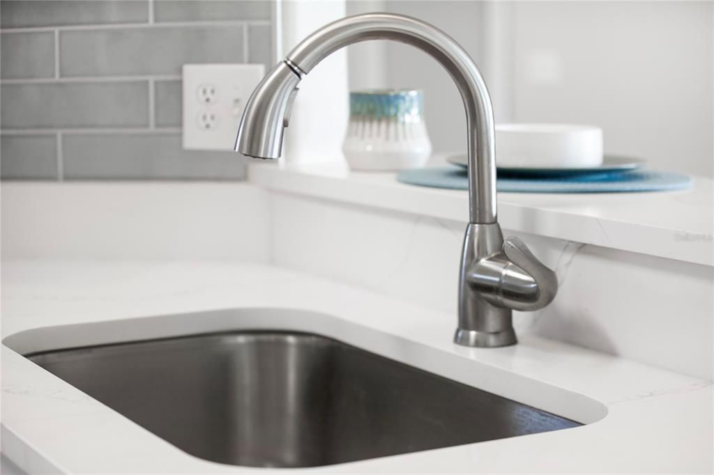 New sink and Quartz countertops