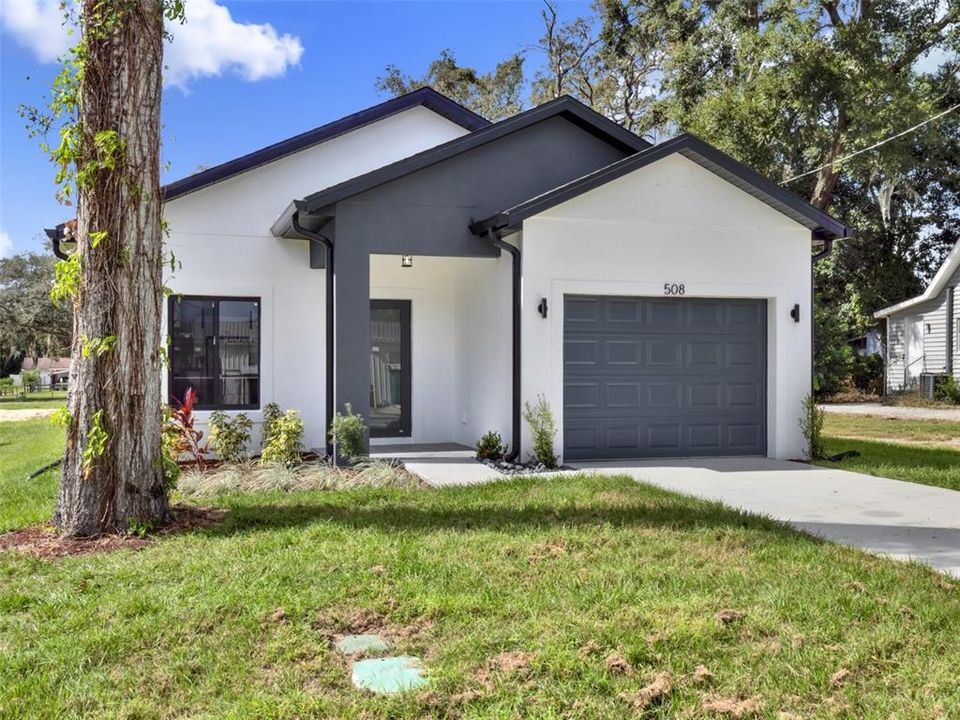 For Sale: $396,000 (3 beds, 2 baths, 1496 Square Feet)