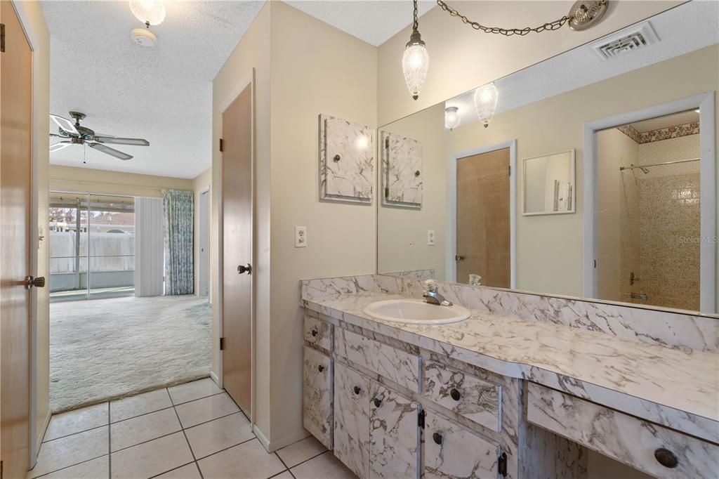 For Sale: $319,000 (2 beds, 2 baths, 1535 Square Feet)