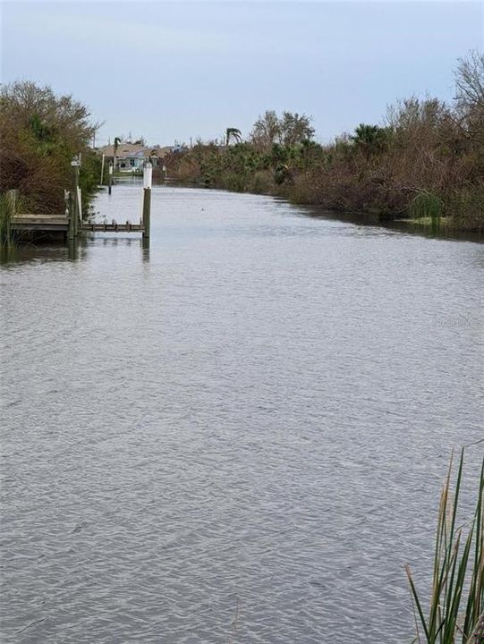 На продажу: $115,000 (0.23 acres)