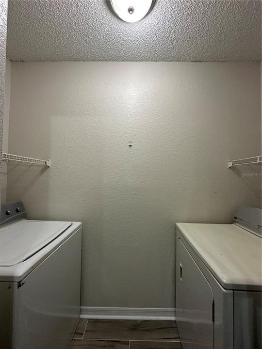 For Sale: $162,500 (1 beds, 1 baths, 627 Square Feet)