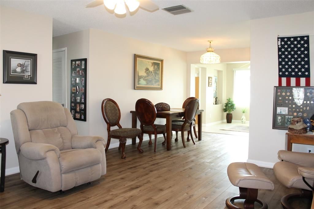 Dining Area viewed from Living Rm