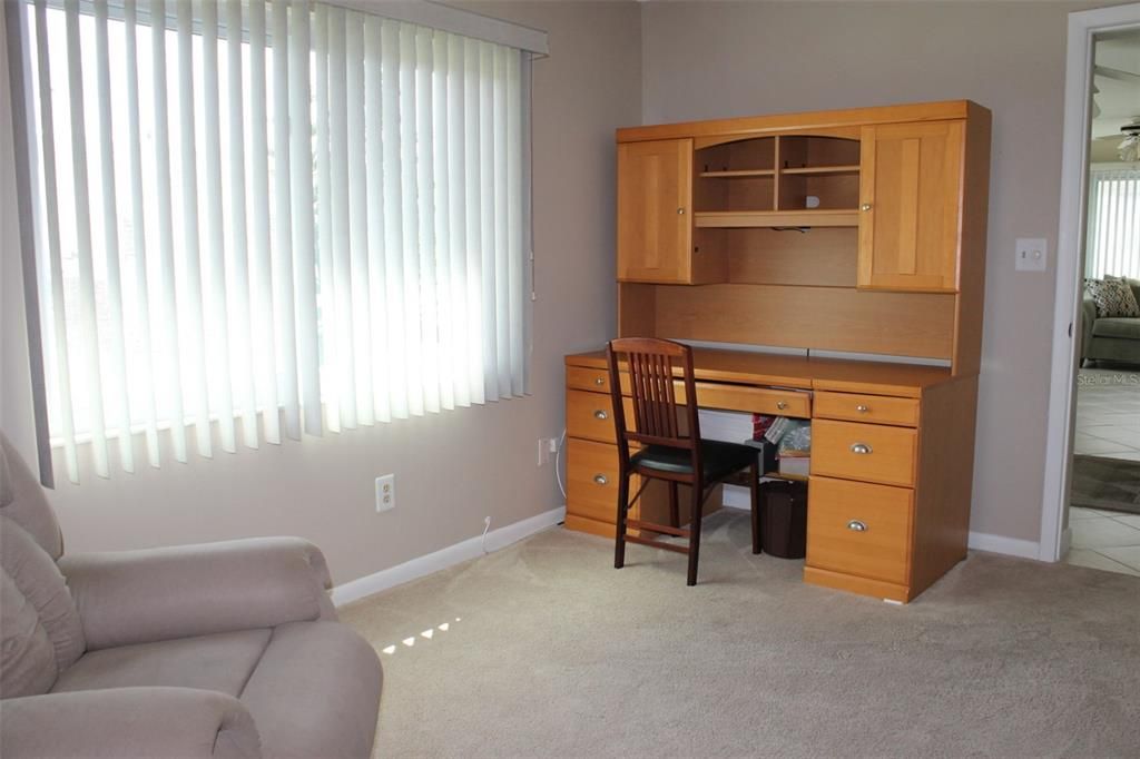 Bonus Rm / Office / Guest Bed