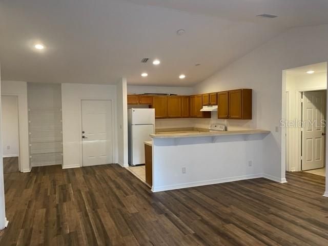 For Sale: $239,950 (3 beds, 2 baths, 1206 Square Feet)