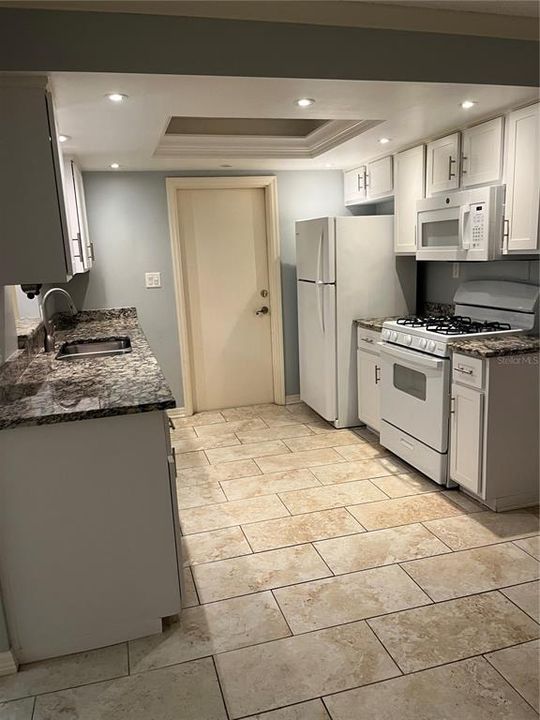 For Rent: $2,100 (3 beds, 1 baths, 1500 Square Feet)