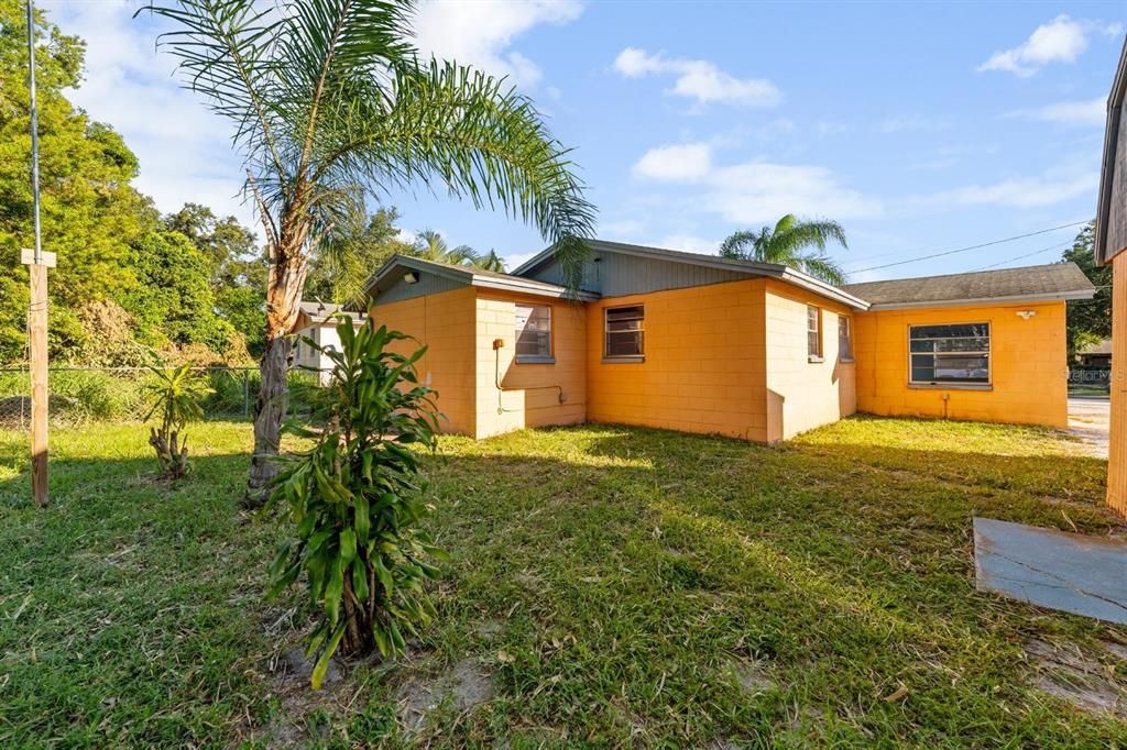 For Sale: $315,000 (3 beds, 1 baths, 1224 Square Feet)