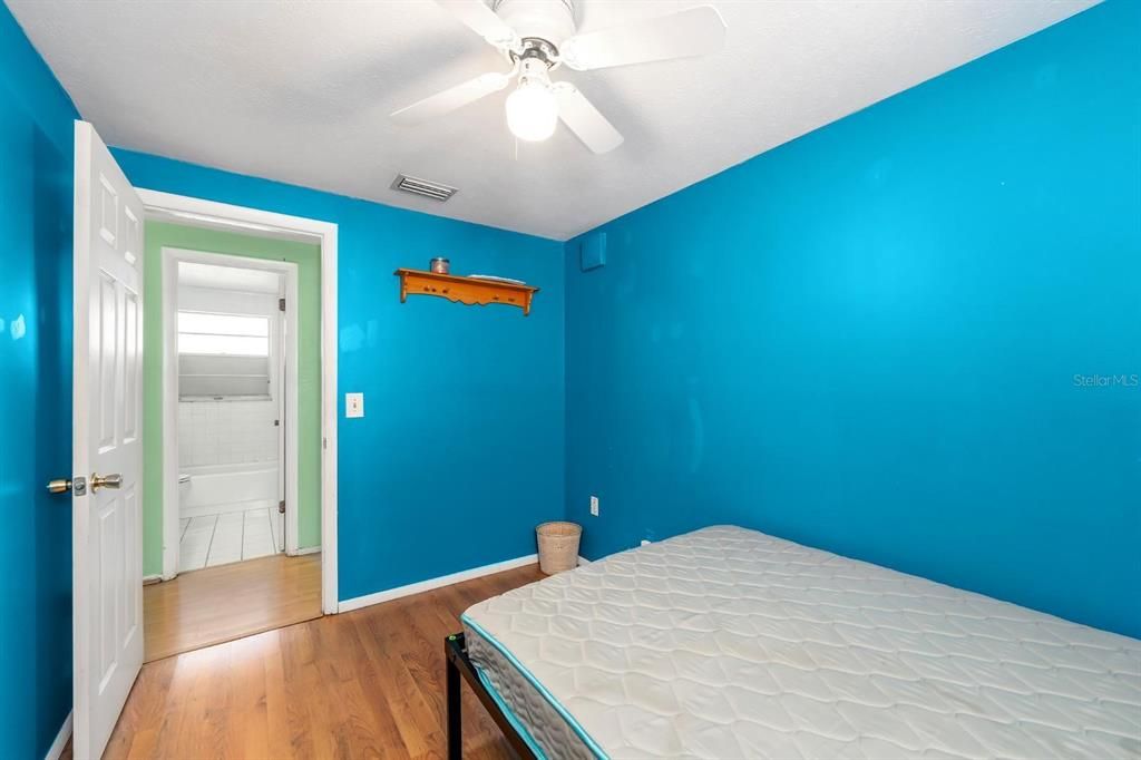 For Sale: $315,000 (3 beds, 1 baths, 1224 Square Feet)