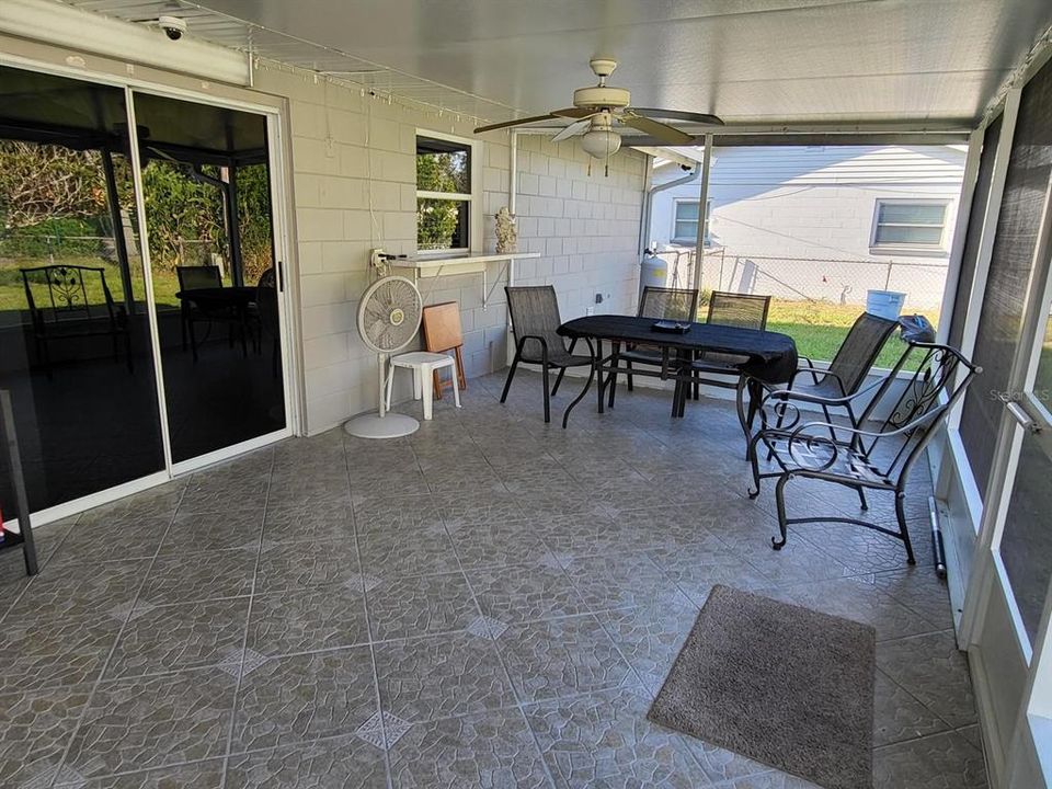 For Sale: $334,900 (3 beds, 2 baths, 1148 Square Feet)