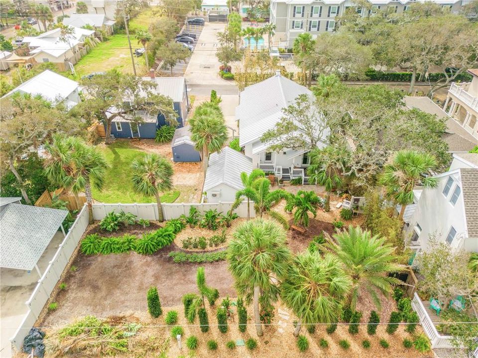 For Sale: $2,250,000 (3 beds, 2 baths, 2412 Square Feet)