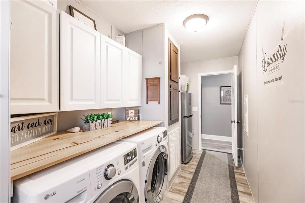 Laundry room, Cabinets and counter space