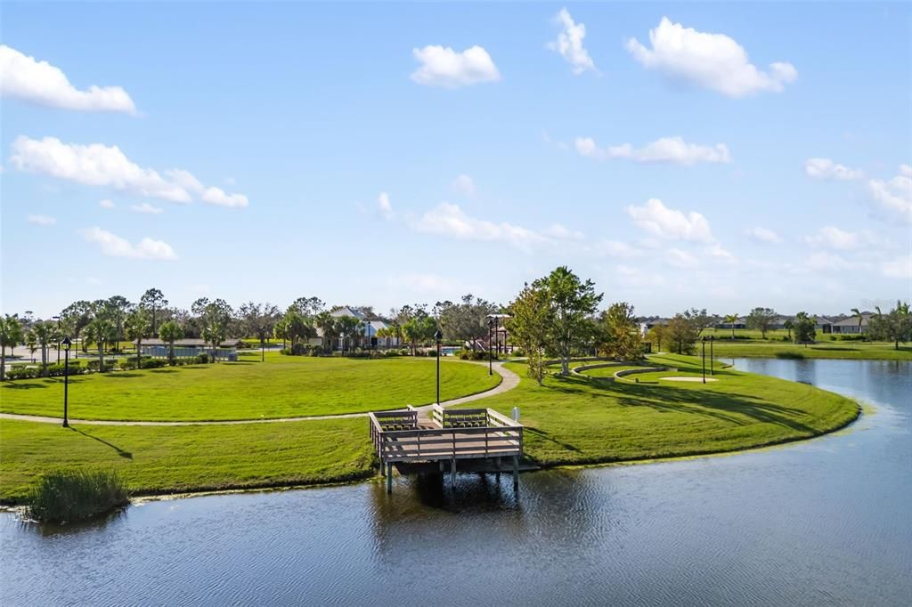 For Sale: $550,000 (3 beds, 2 baths, 1521 Square Feet)