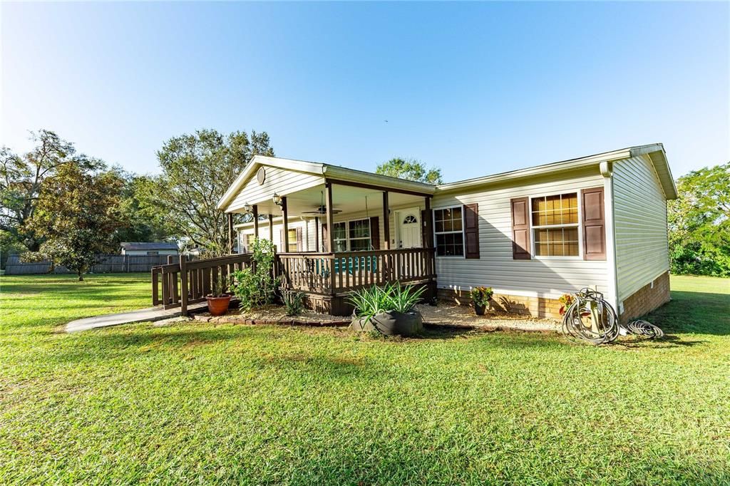 For Sale: $385,000 (3 beds, 2 baths, 1860 Square Feet)