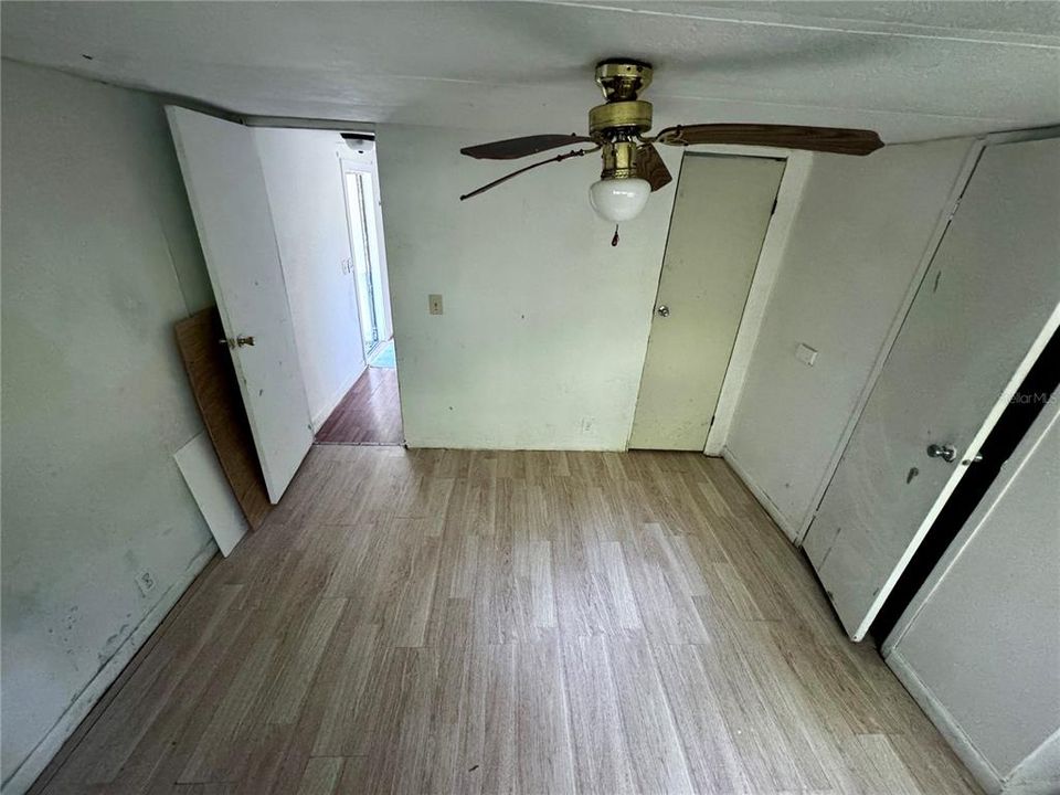 For Sale: $85,000 (2 beds, 2 baths, 846 Square Feet)