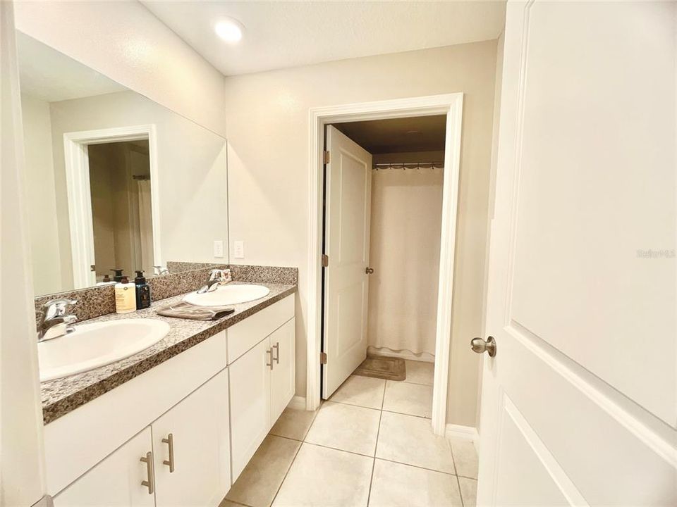 For Sale: $579,000 (4 beds, 2 baths, 2443 Square Feet)